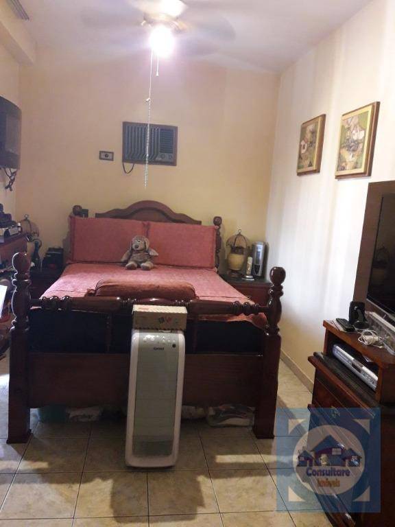 Apartamento à venda com 2 quartos, 62m² - Foto 3