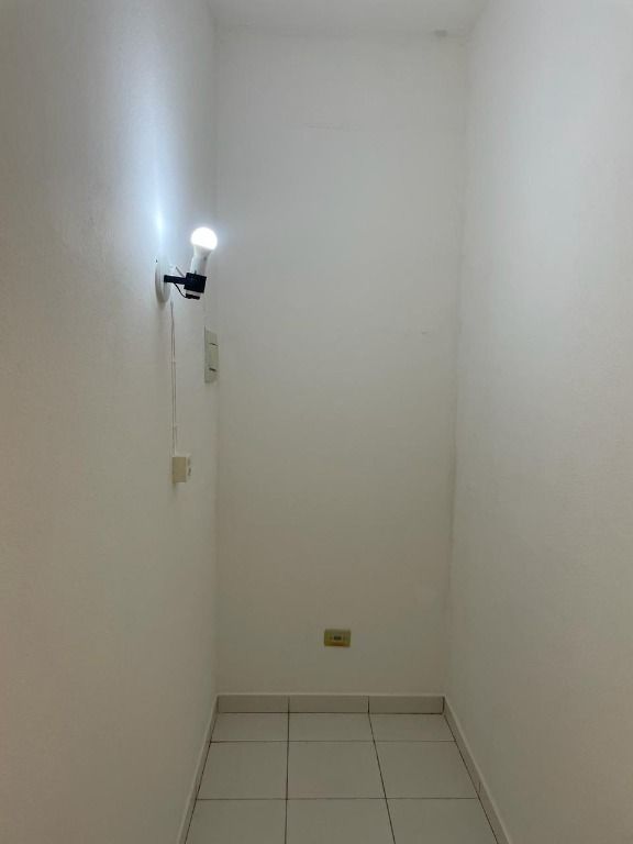 Casa de Condomínio à venda com 2 quartos, 100m² - Foto 13