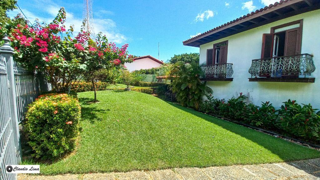 Casa à venda com 4 quartos, 650m² - Foto 5