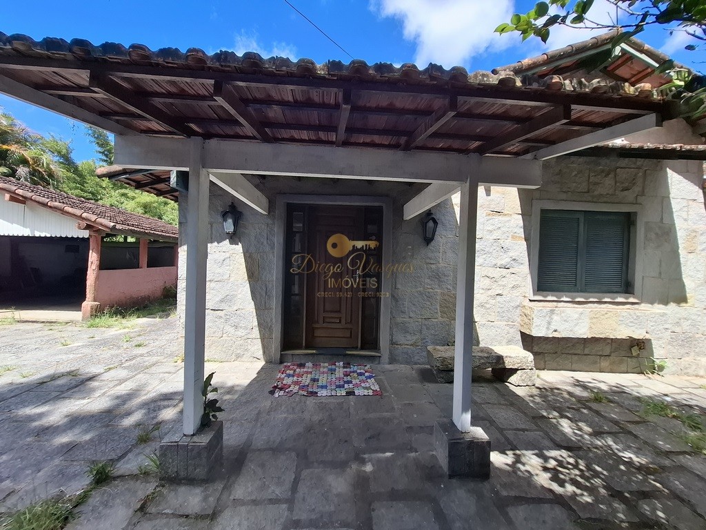 Casa à venda com 6 quartos, 1177m² - Foto 4