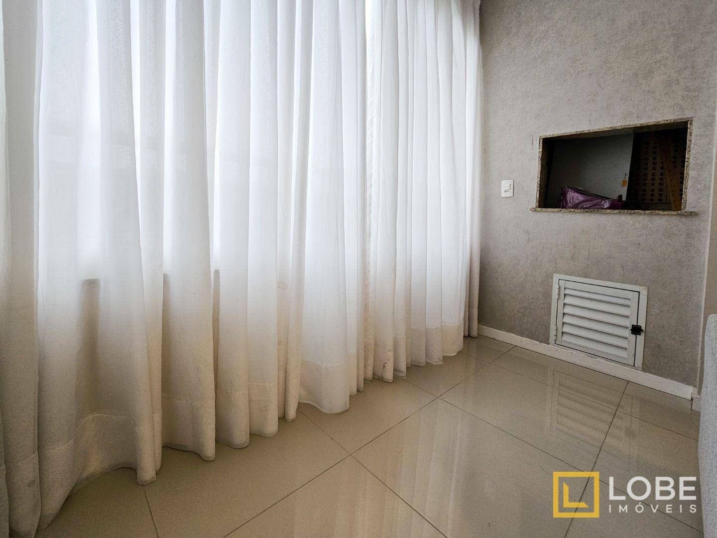 Apartamento à venda com 3 quartos, 71m² - Foto 4