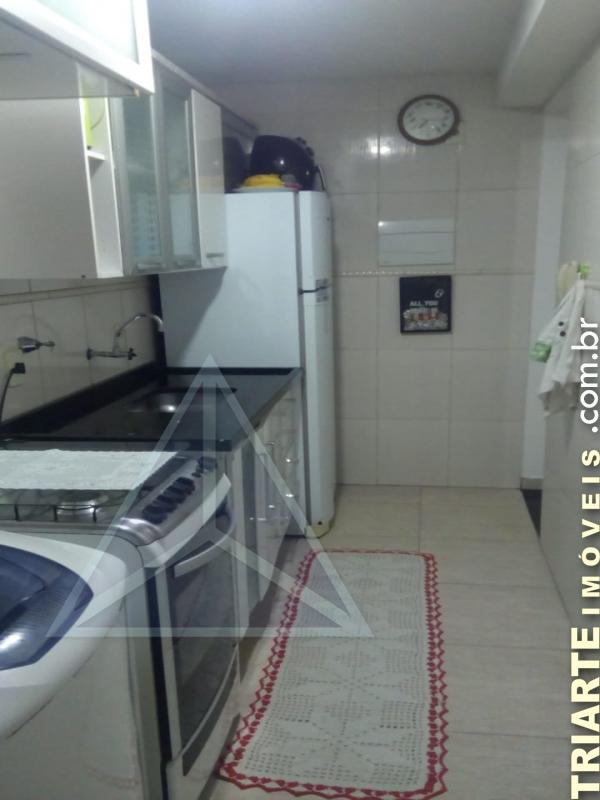 Apartamento à venda com 2 quartos, 45m² - Foto 4