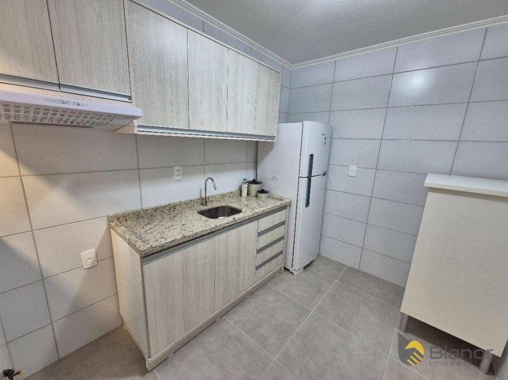 Apartamento à venda com 3 quartos, 65m² - Foto 7