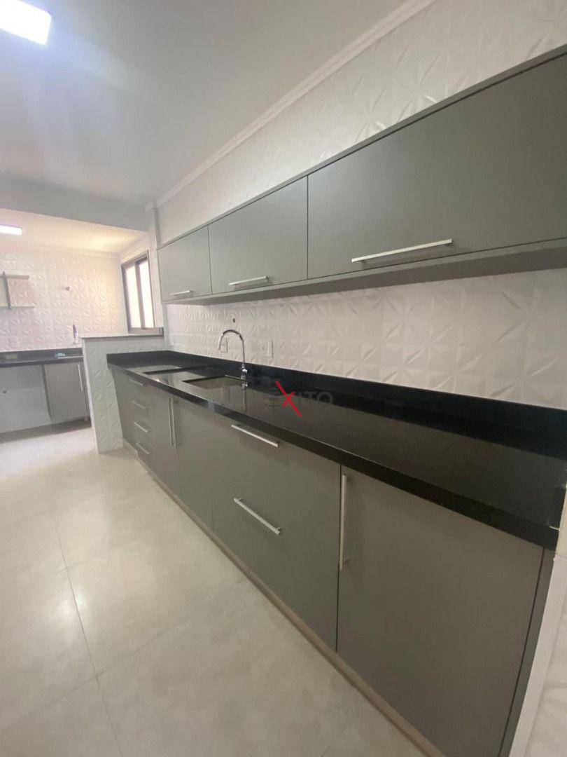 Apartamento à venda com 3 quartos, 93m² - Foto 17