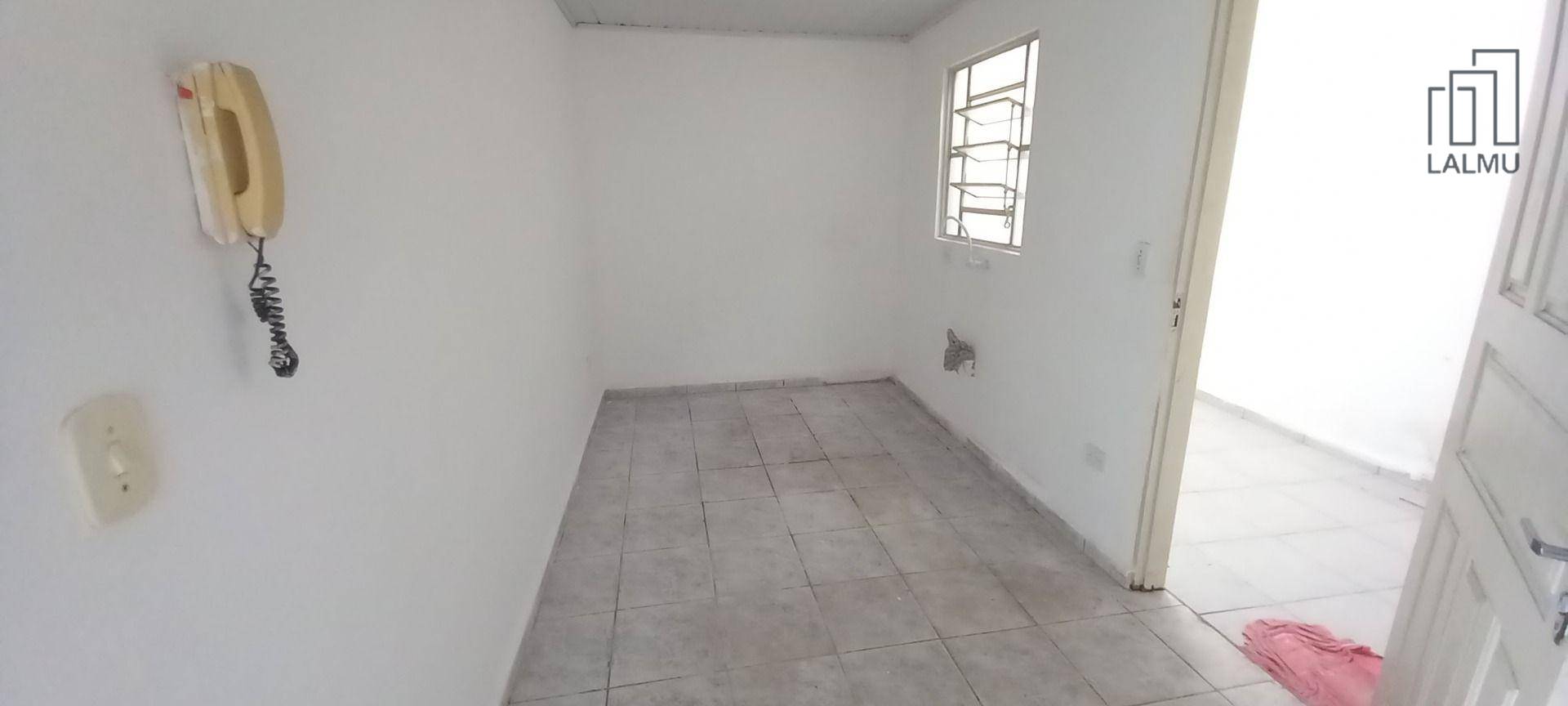 Casa de Condomínio para alugar com 1 quarto, 35m² - Foto 2