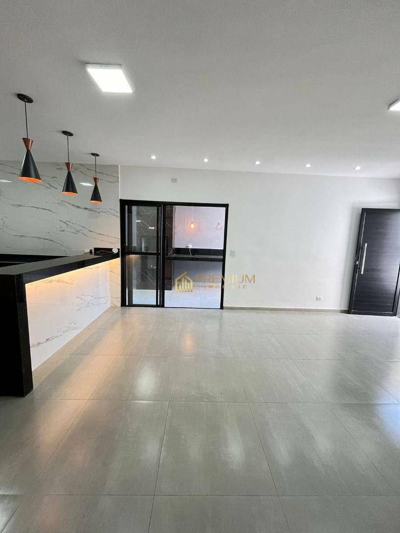 Casa à venda com 3 quartos, 122m² - Foto 9