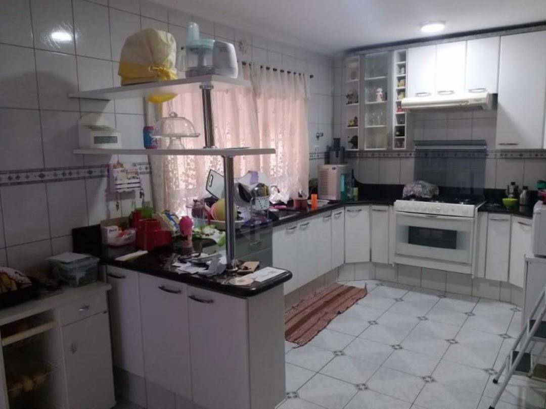 Casa à venda com 3 quartos, 250m² - Foto 7