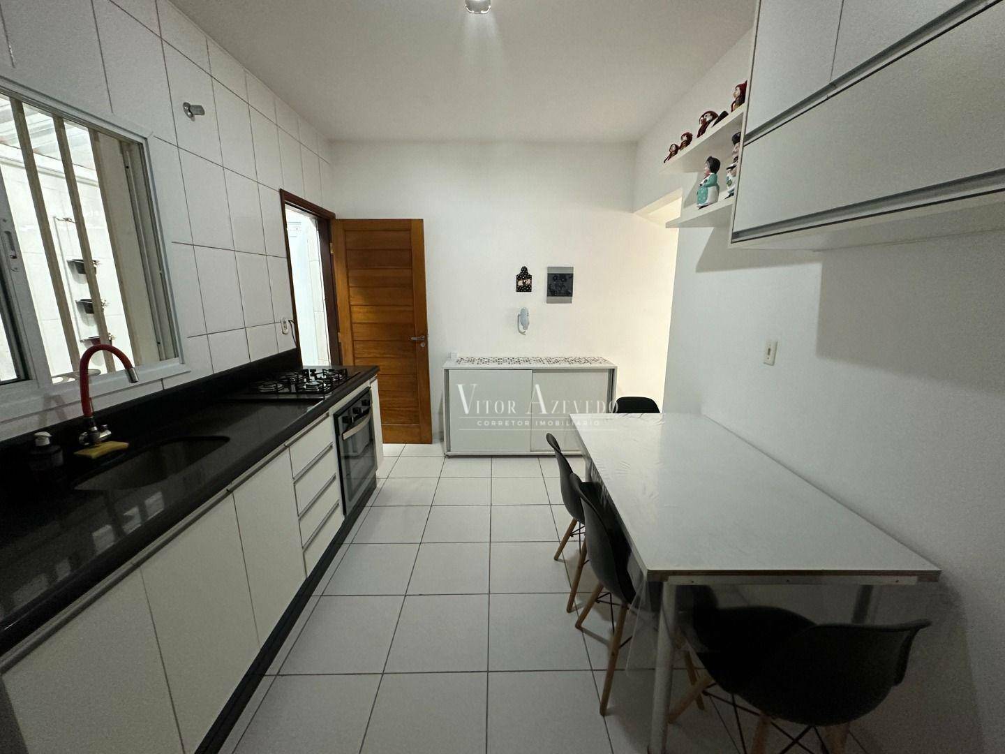 Casa à venda com 2 quartos, 72m² - Foto 8