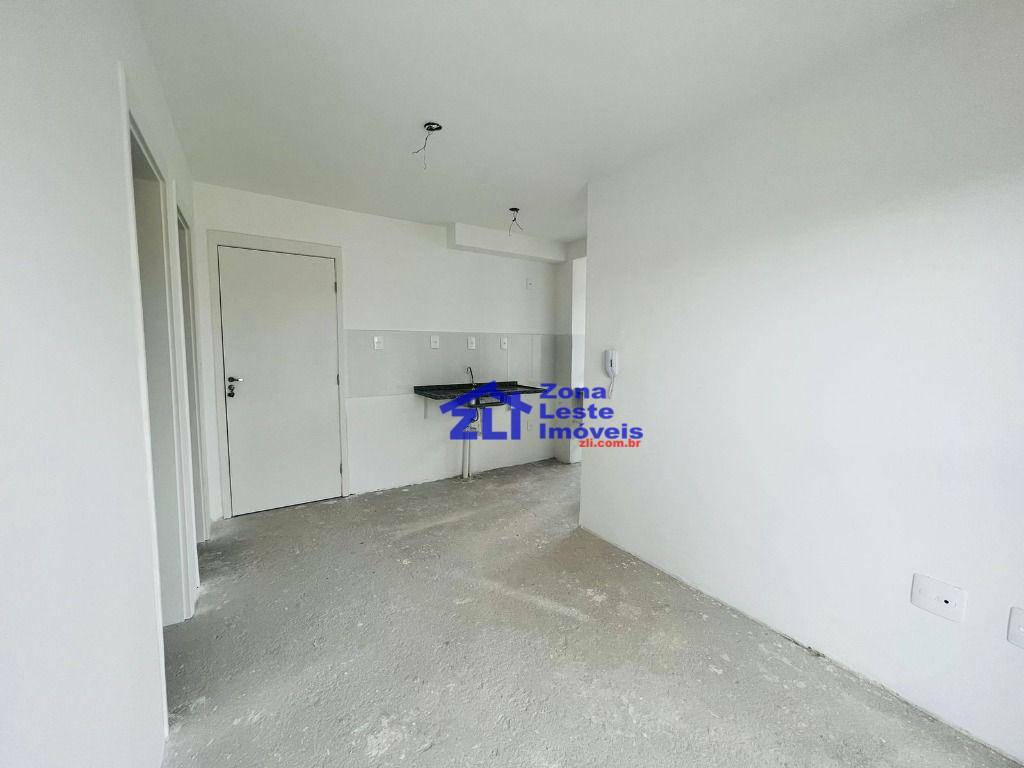 Apartamento à venda com 2 quartos, 36m² - Foto 12