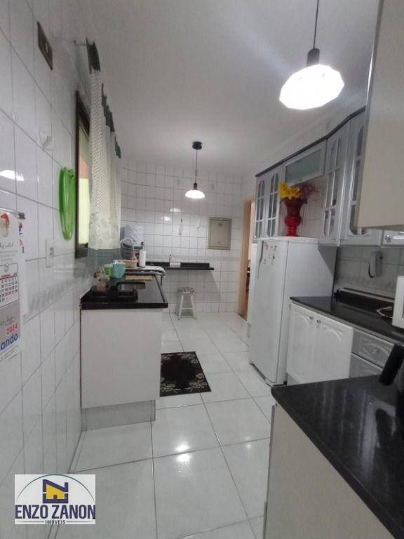 Apartamento à venda com 2 quartos, 85m² - Foto 7