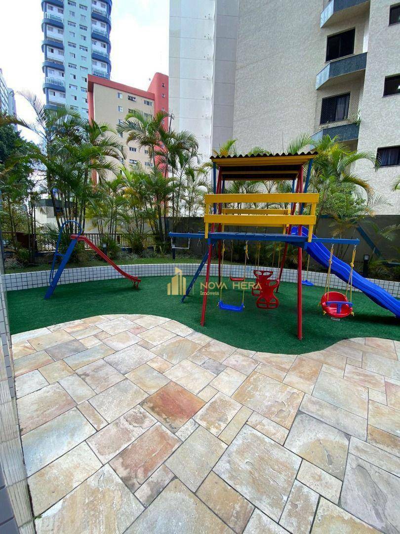 Apartamento para alugar com 2 quartos, 75m² - Foto 29