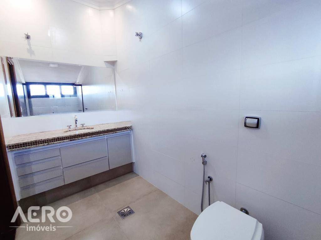 Casa de Condomínio à venda e aluguel com 5 quartos, 400m² - Foto 33