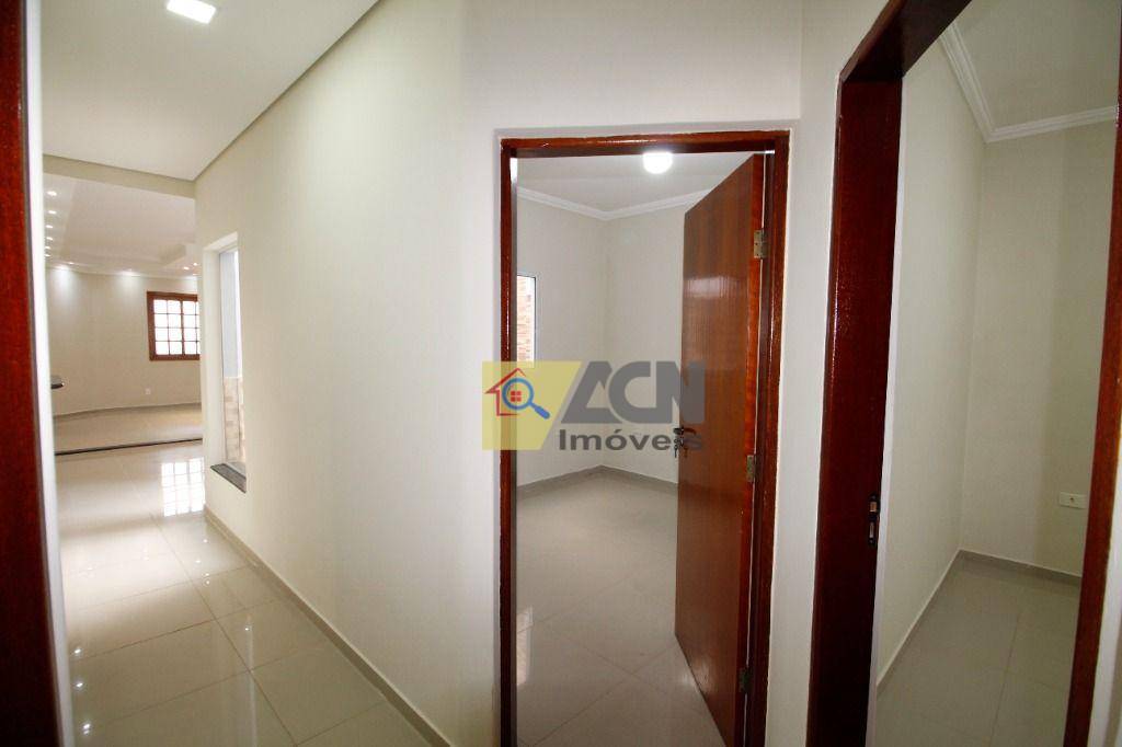 Casa à venda com 3 quartos, 180m² - Foto 24