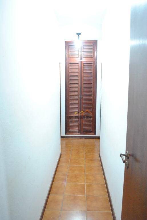 Chácara à venda com 4 quartos, 654m² - Foto 27