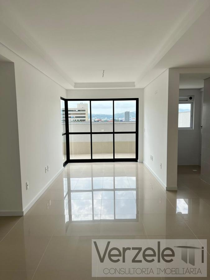 Apartamento à venda com 3 quartos, 179m² - Foto 32