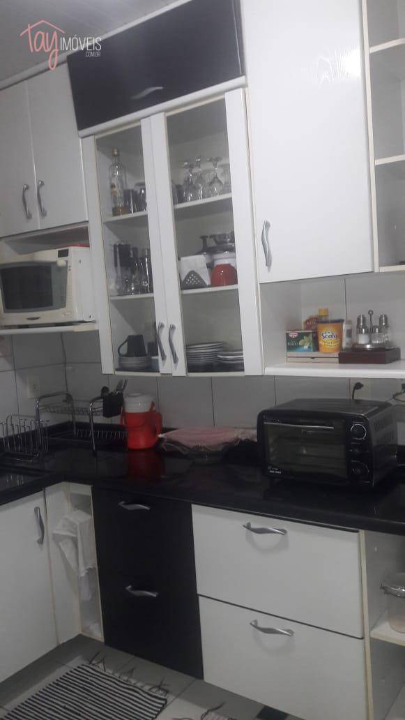 Casa à venda com 3 quartos, 200m² - Foto 24