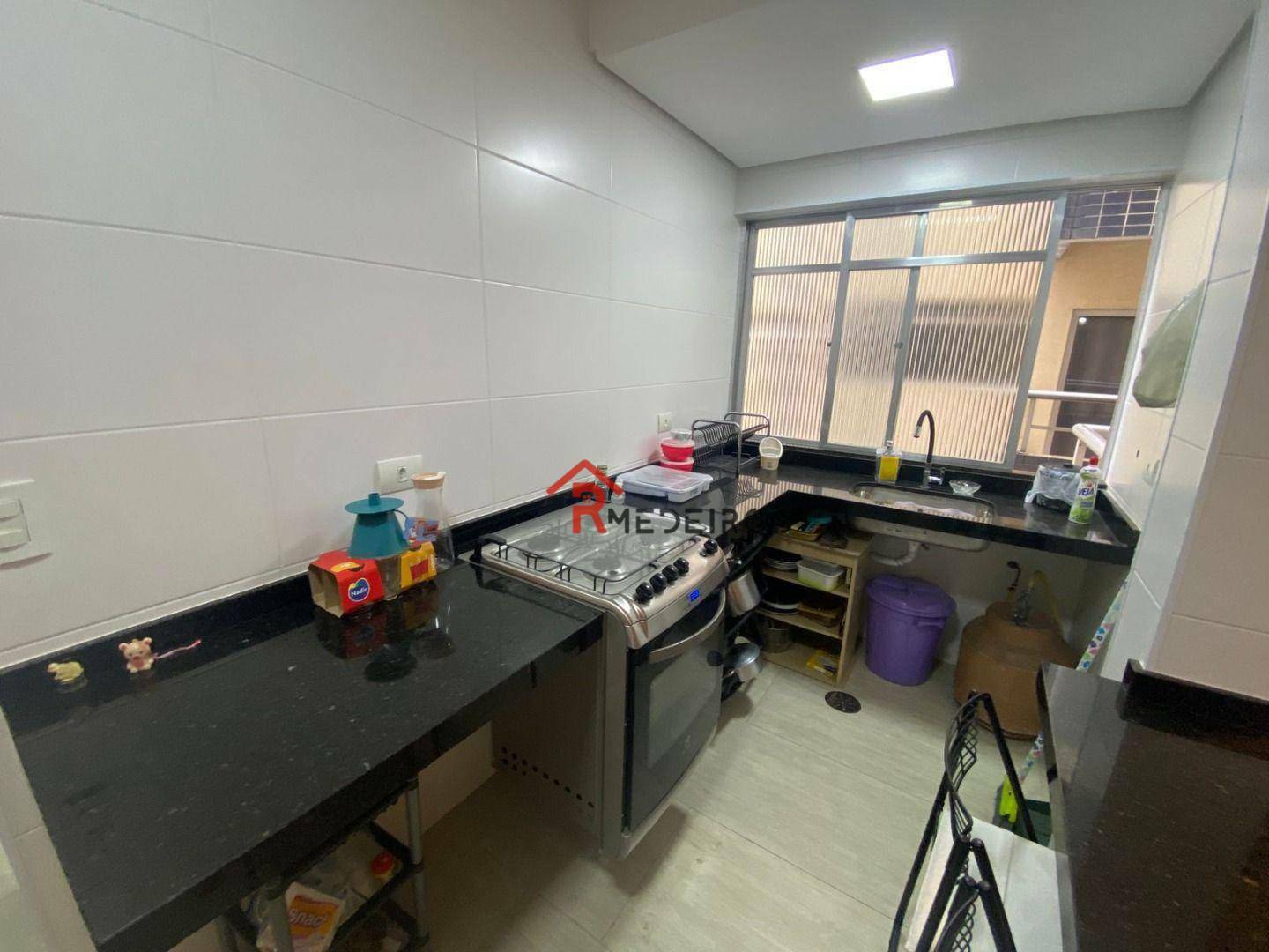 Apartamento à venda com 1 quarto, 50m² - Foto 9