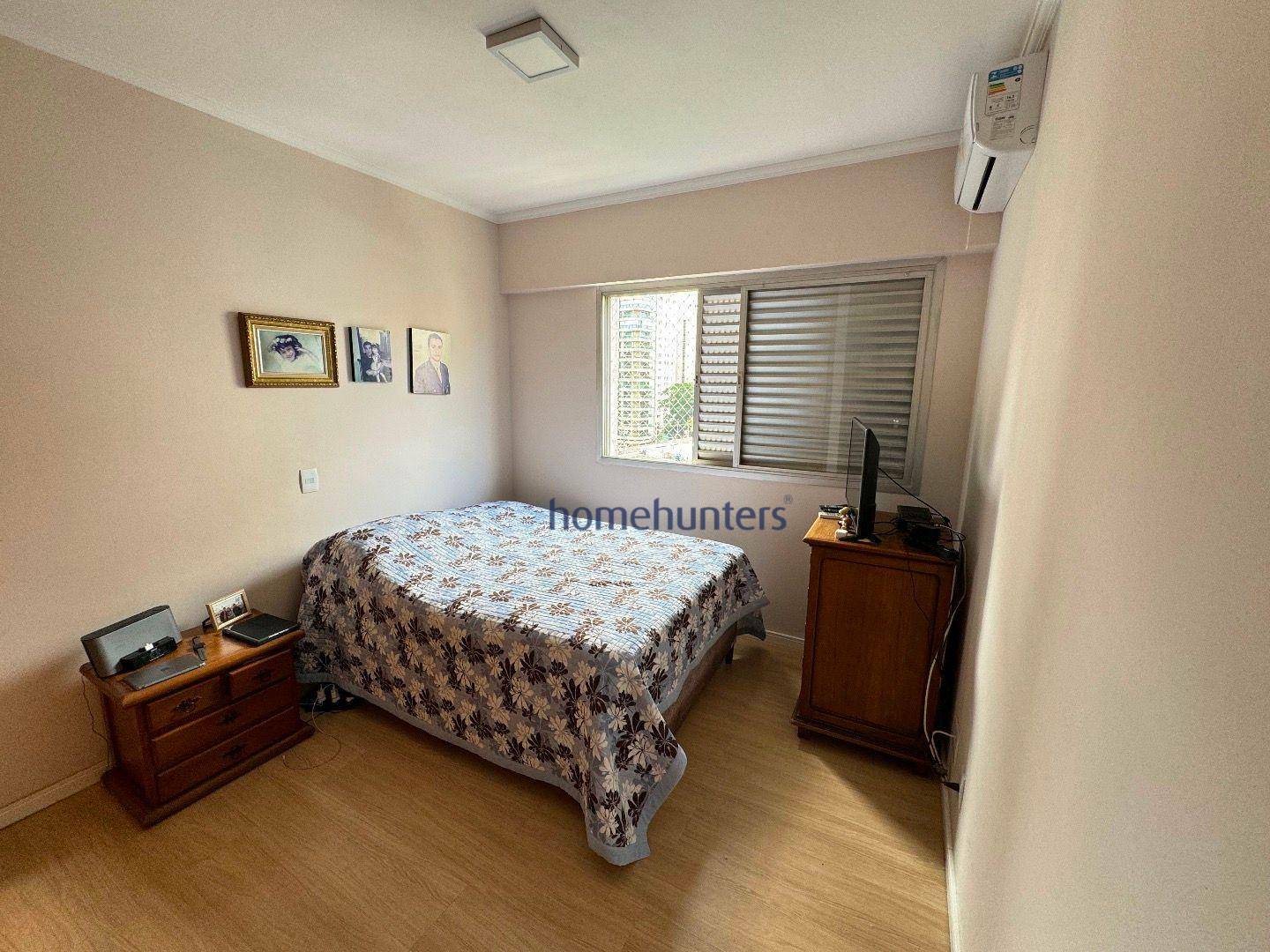 Apartamento à venda com 3 quartos, 117m² - Foto 13