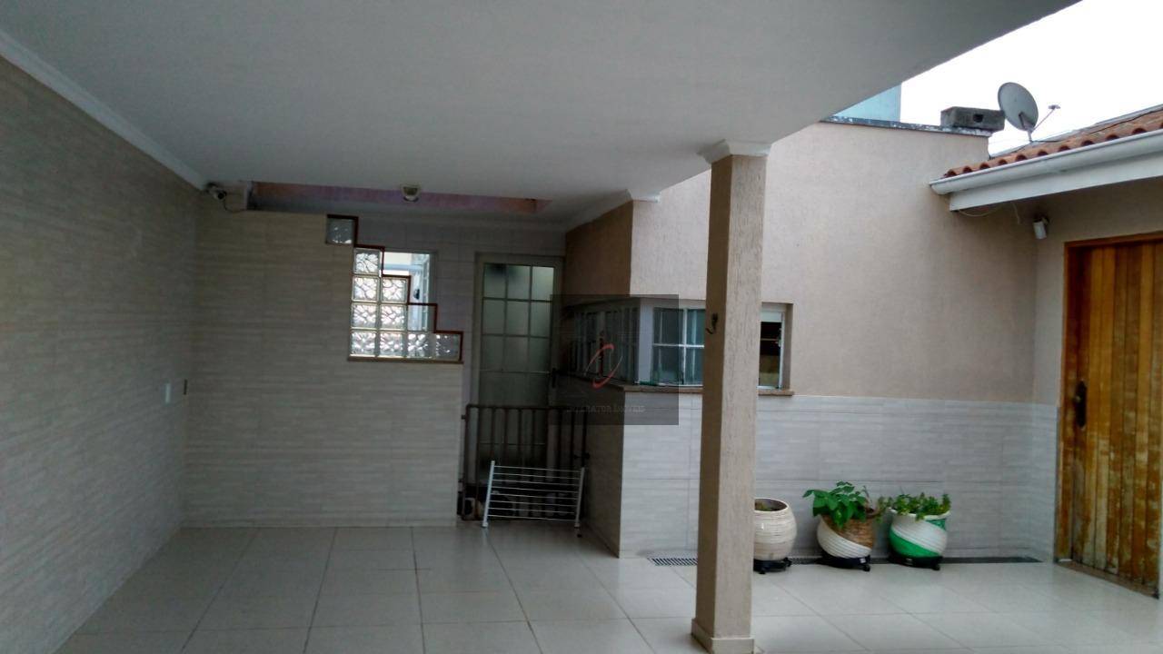 Casa à venda com 3 quartos, 180m² - Foto 14