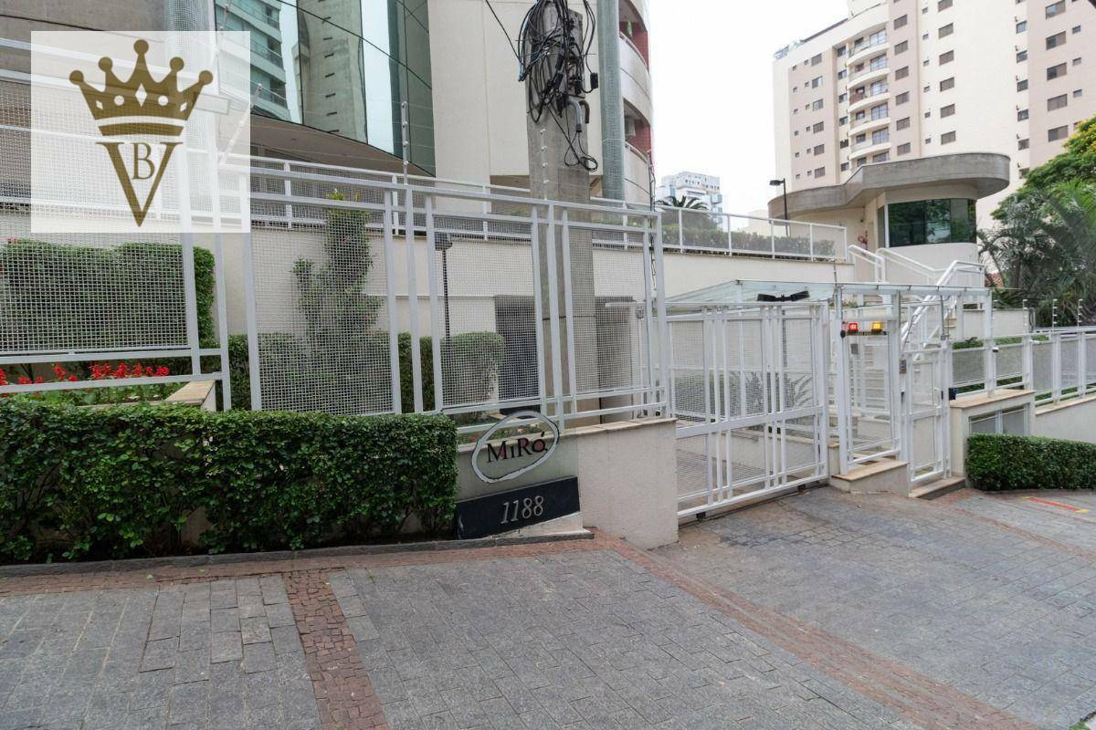 Apartamento para alugar com 3 quartos, 105m² - Foto 26