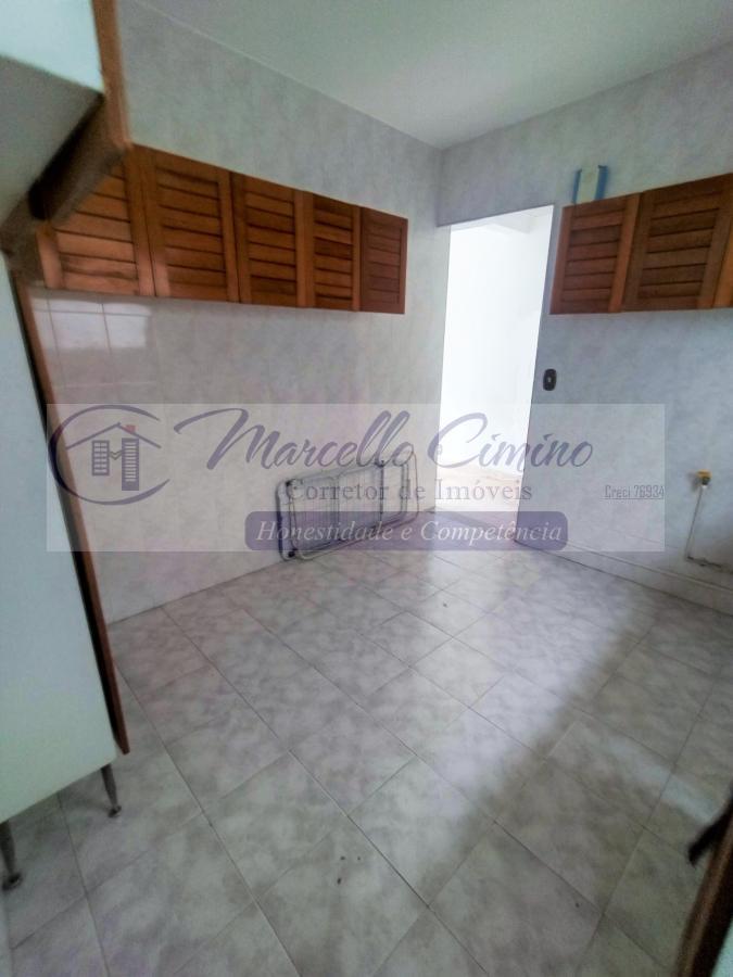 Apartamento à venda com 2 quartos, 75m² - Foto 8