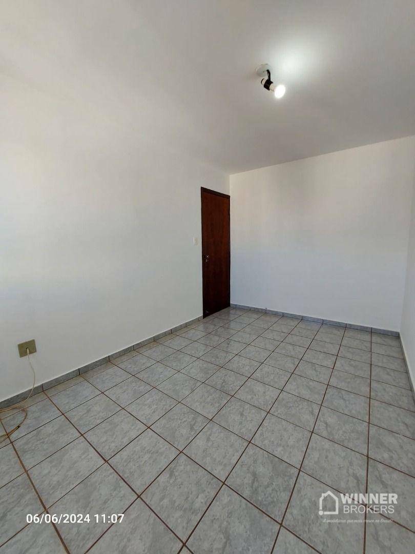 Apartamento à venda com 2 quartos, 59m² - Foto 18