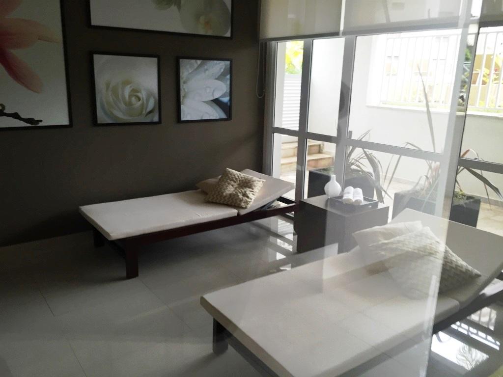 Apartamento à venda com 2 quartos, 68m² - Foto 33