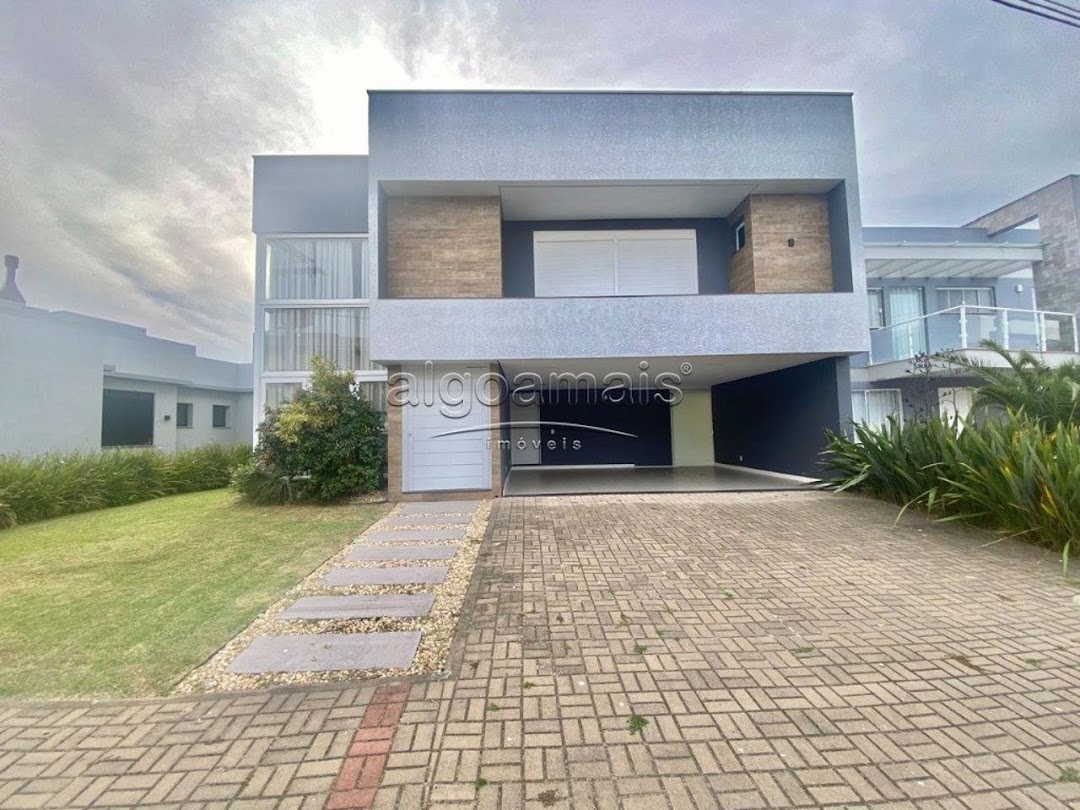 Casa de Condomínio à venda com 4 quartos, 211m² - Foto 1