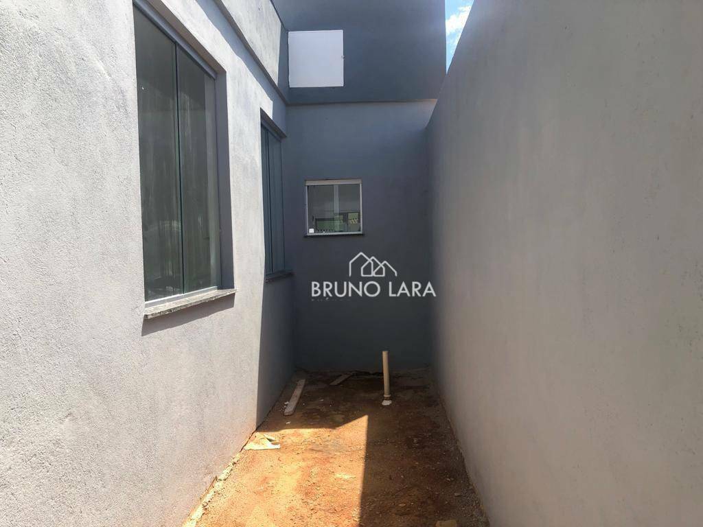 Casa à venda com 2 quartos, 54m² - Foto 8