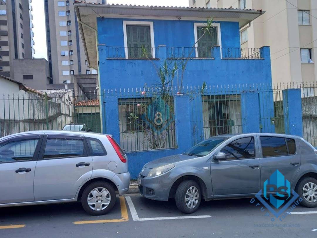 Sobrado à venda com 3 quartos, 200m² - Foto 1