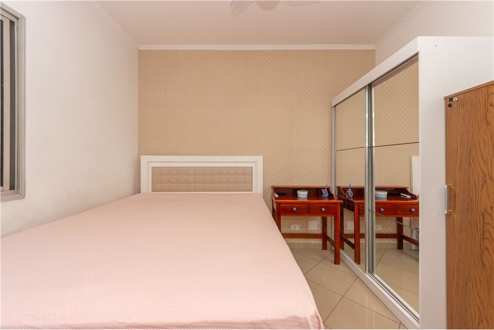 Apartamento à venda com 2 quartos, 55m² - Foto 10