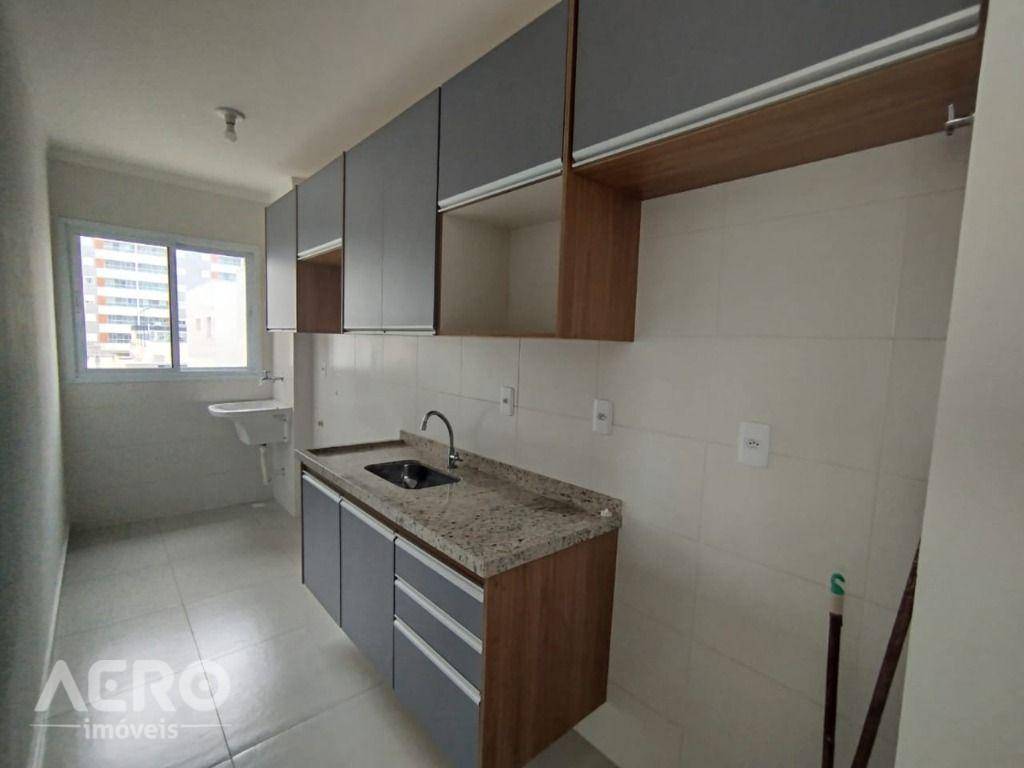 Apartamento para alugar com 1 quarto, 45m² - Foto 3