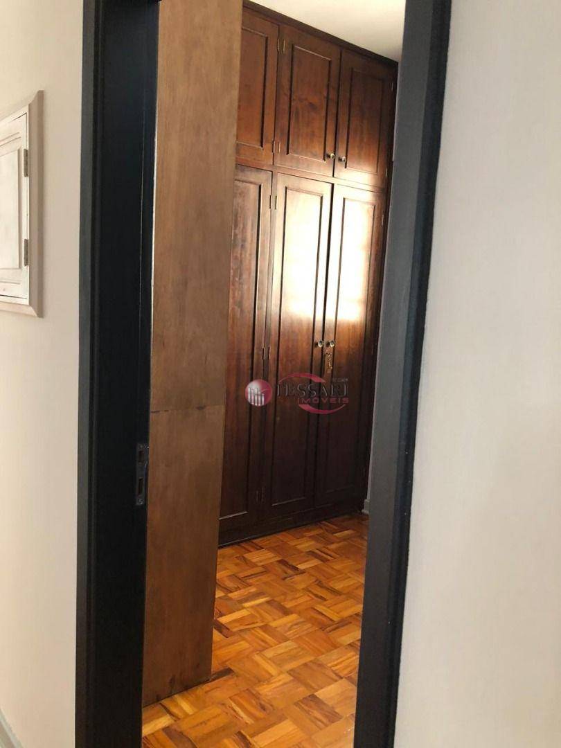 Apartamento à venda com 3 quartos, 147m² - Foto 6