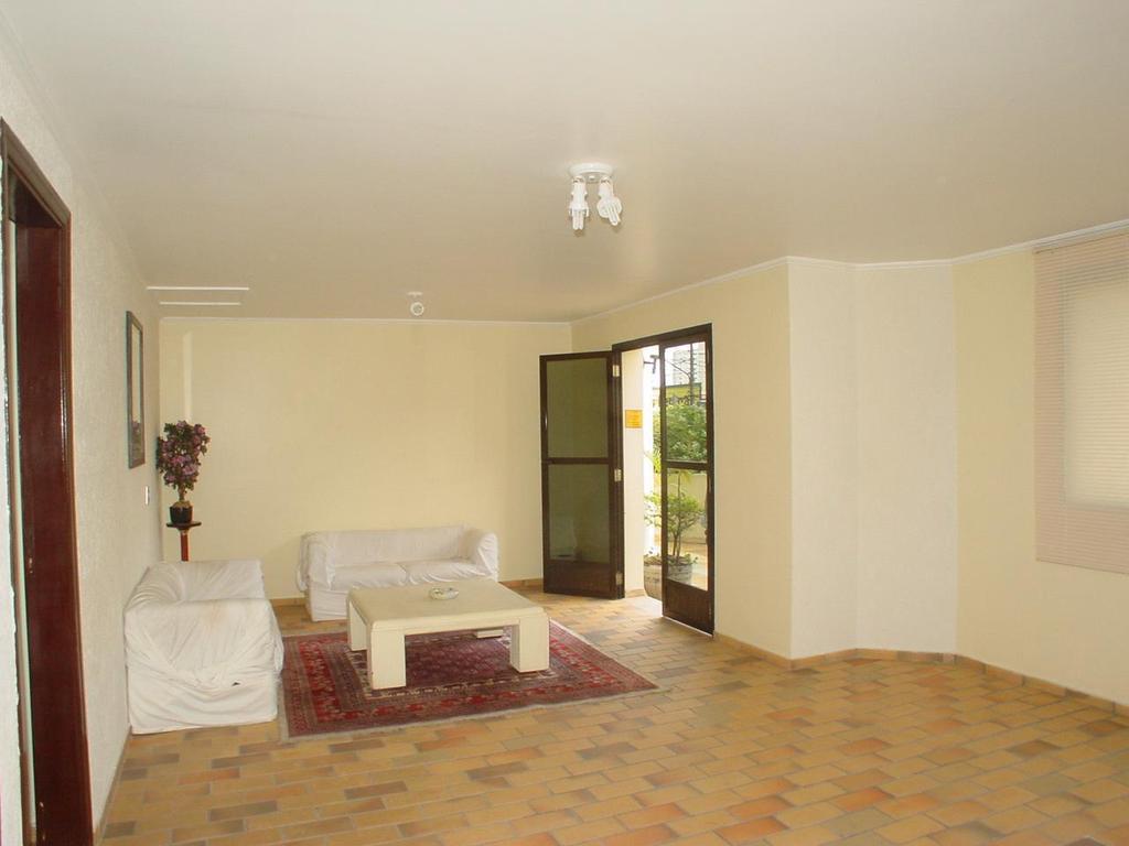 Apartamento à venda com 3 quartos, 170m² - Foto 2