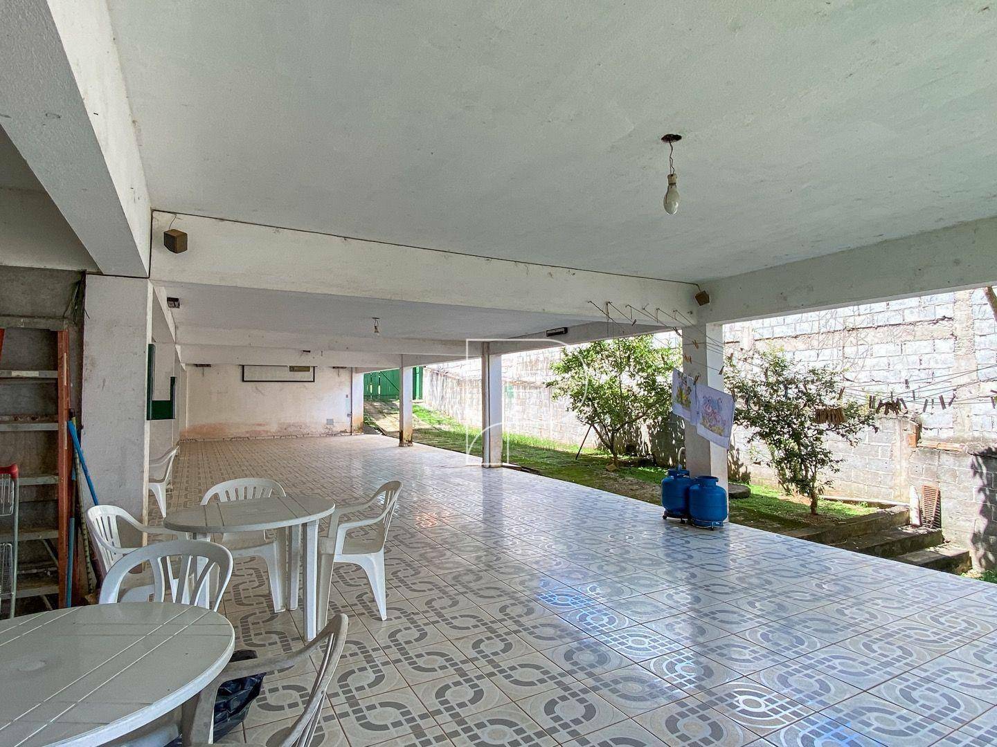 Casa de Condomínio à venda e aluguel com 3 quartos, 503m² - Foto 34