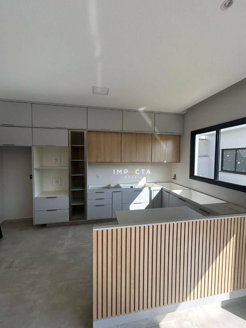 Casa à venda com 4 quartos, 256m² - Foto 10