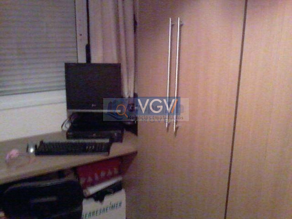 Apartamento à venda com 3 quartos, 94m² - Foto 7