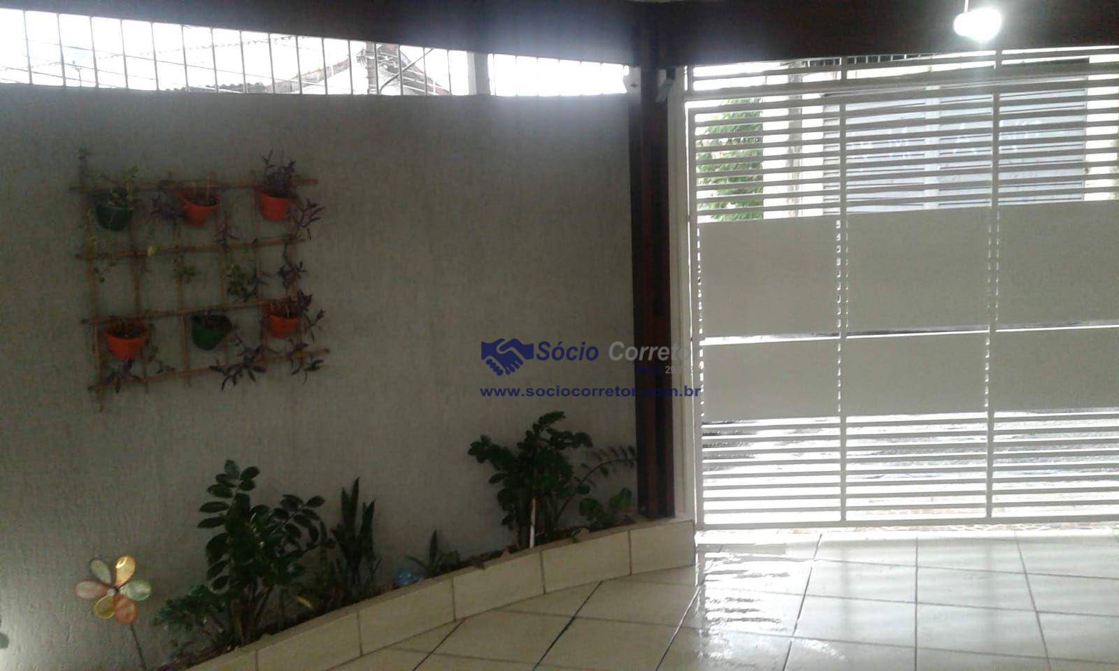 Sobrado à venda e aluguel com 4 quartos, 250m² - Foto 17