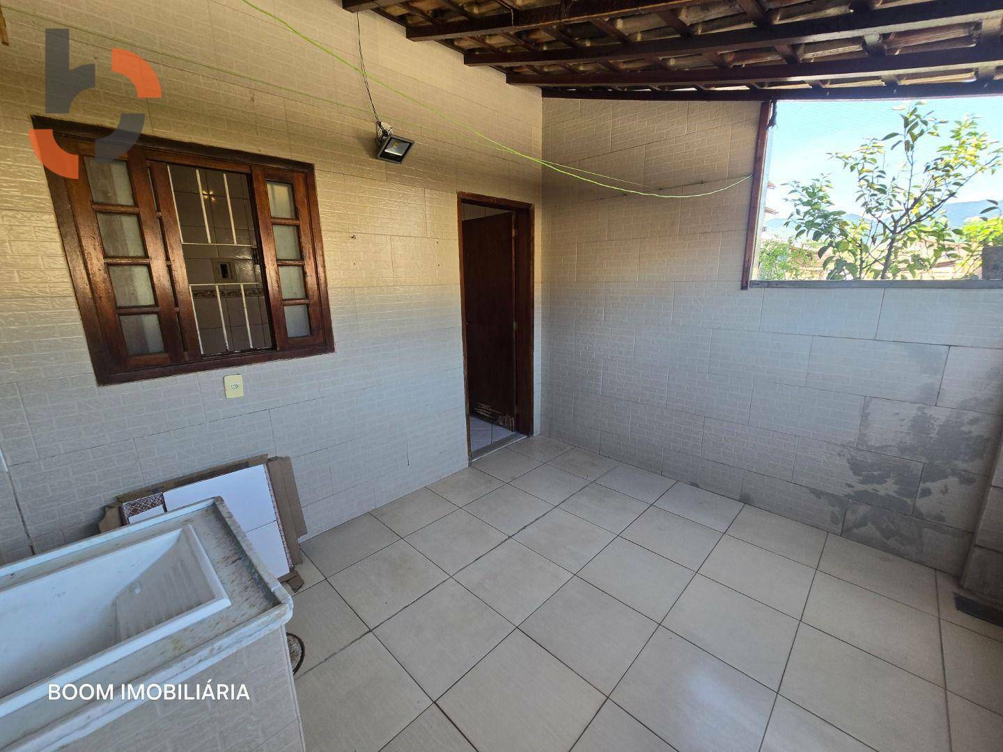 Casa à venda com 2 quartos, 69m² - Foto 11