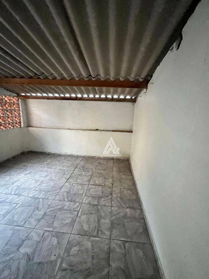 Casa para alugar com 1 quarto, 80m² - Foto 47