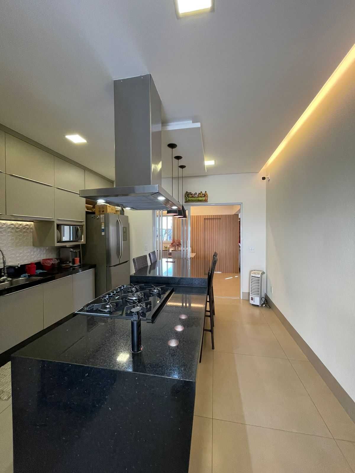 Casa à venda com 3 quartos, 140m² - Foto 5