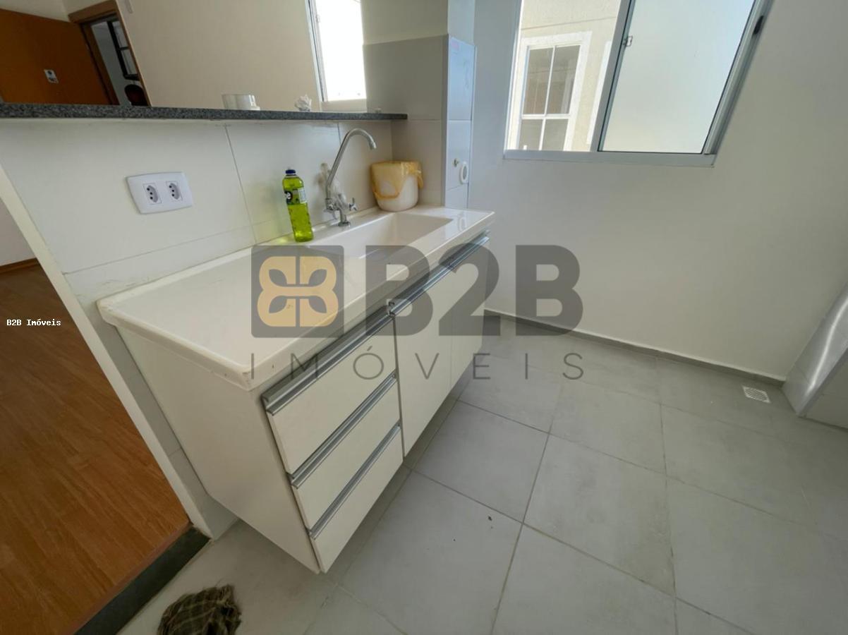 Apartamento à venda com 2 quartos, 39m² - Foto 3