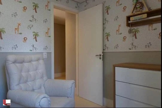 Apartamento à venda com 2 quartos, 70m² - Foto 7