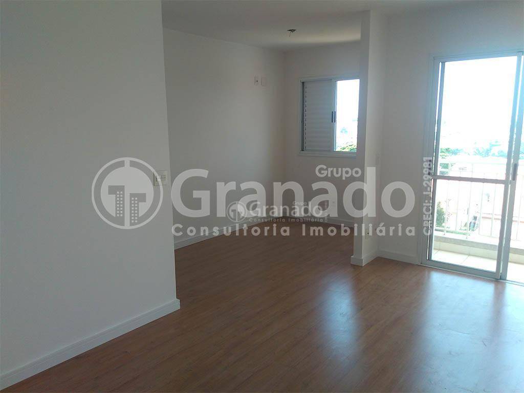 Apartamento à venda com 2 quartos, 62m² - Foto 5