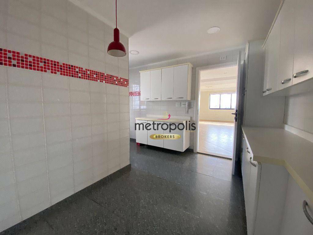 Apartamento à venda com 4 quartos, 200m² - Foto 16