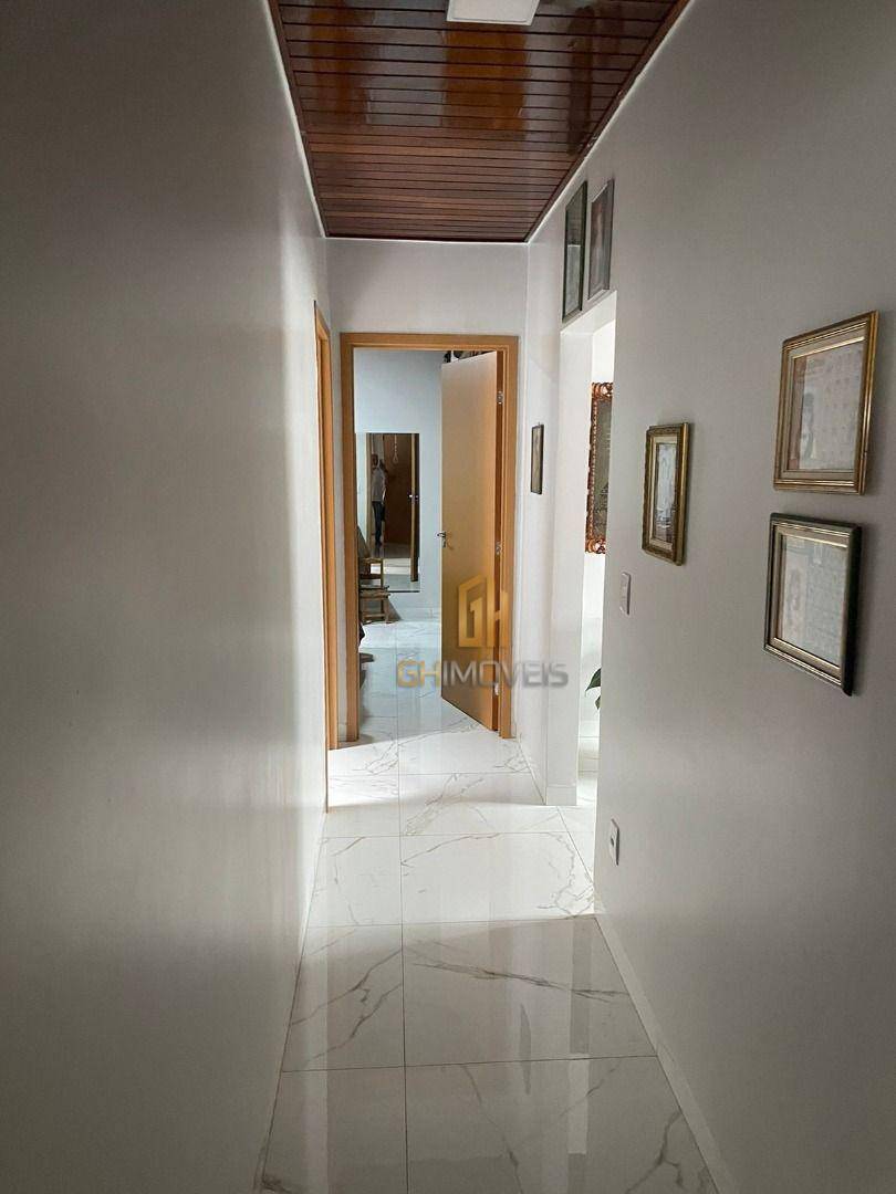 Casa à venda com 3 quartos, 250m² - Foto 25