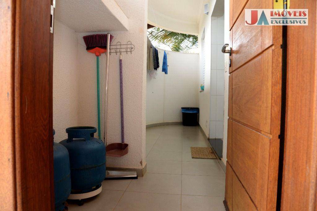 Casa de Condomínio à venda com 4 quartos, 428m² - Foto 52