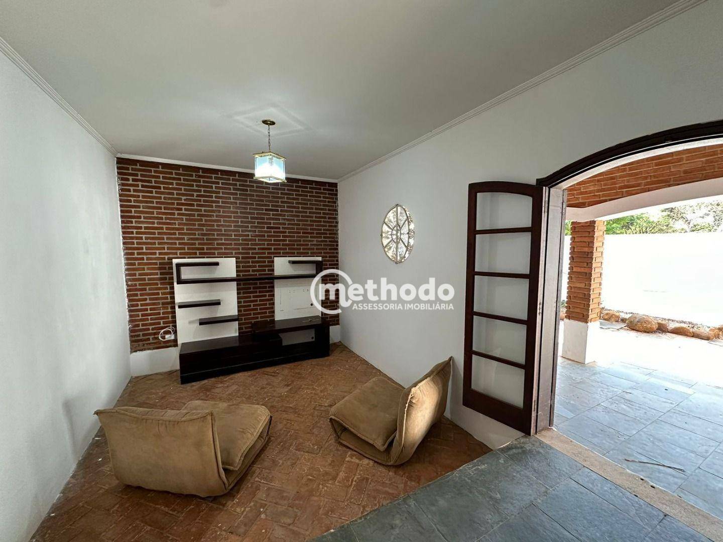 Casa para alugar com 3 quartos, 362m² - Foto 12