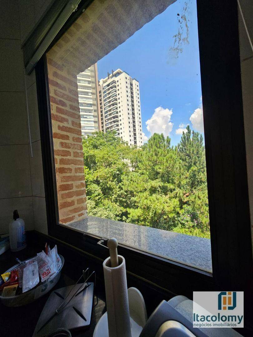 Apartamento à venda com 3 quartos, 210m² - Foto 14