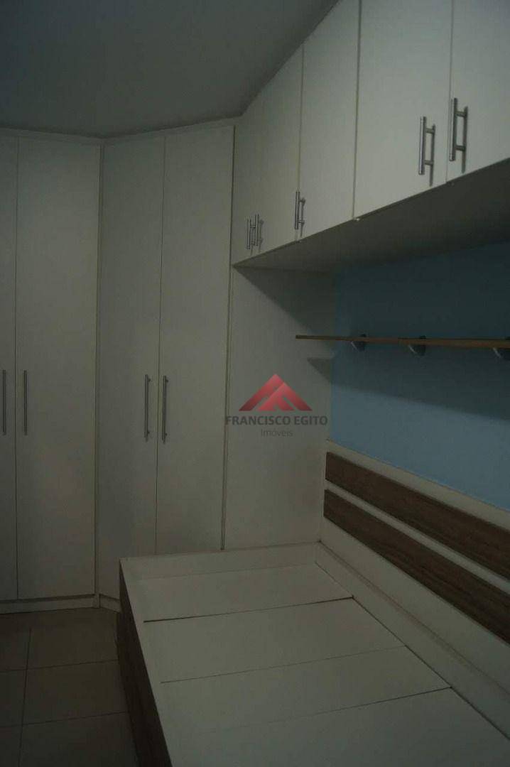 Apartamento à venda com 3 quartos, 97m² - Foto 2